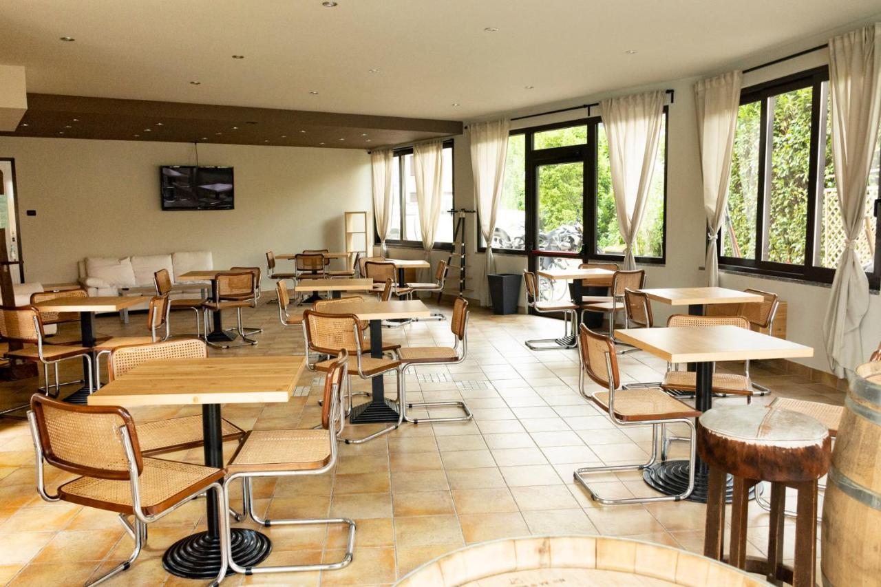 Hotel Bungalows Europa โดมาโซ ภายนอก รูปภาพ