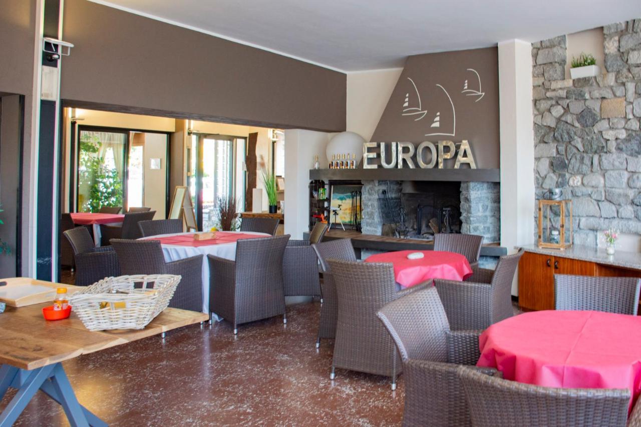 Hotel Bungalows Europa โดมาโซ ภายนอก รูปภาพ